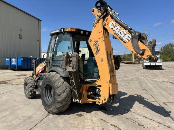 2019 CASE 580 Super N Backhoe Loader